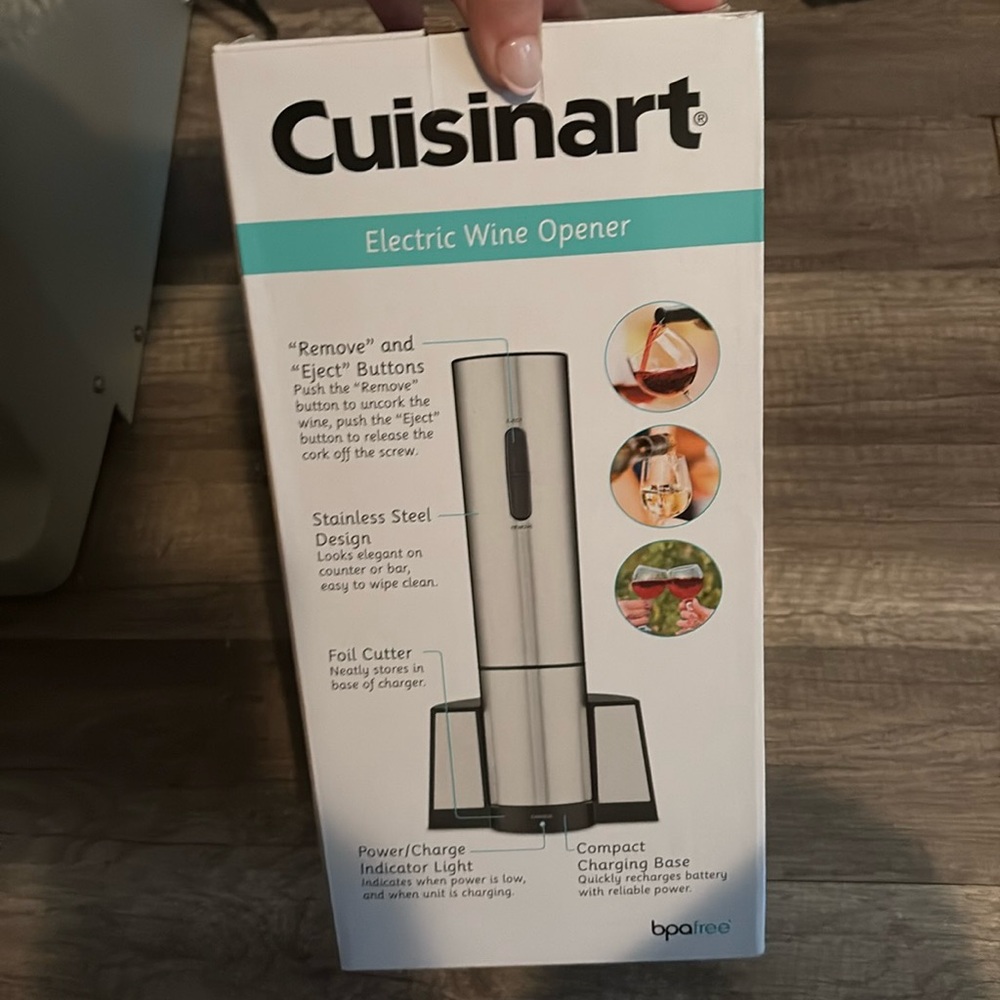 Electric wine opener